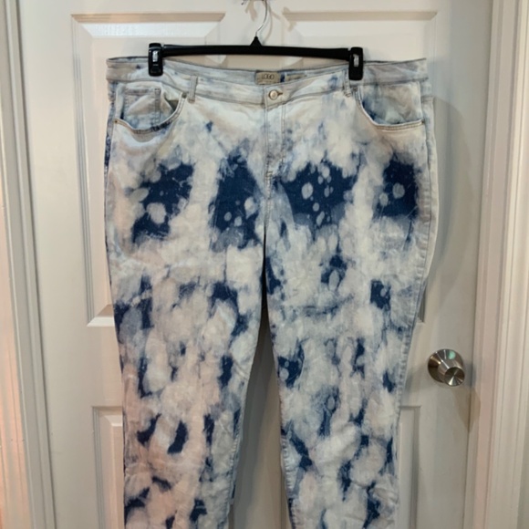 LOGO TIE DYE BOYFRIEND JEANS PLUS SIZE 28 - Picture 2 of 8